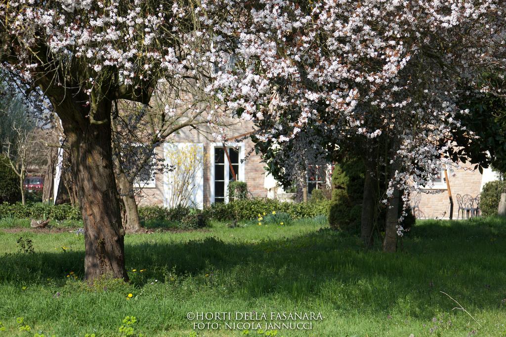 Horti Della Fasanara Guest House Ferrara Exterior foto